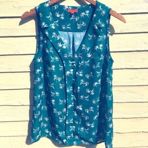 ModCloth Carousel sleeveless collared blouse green